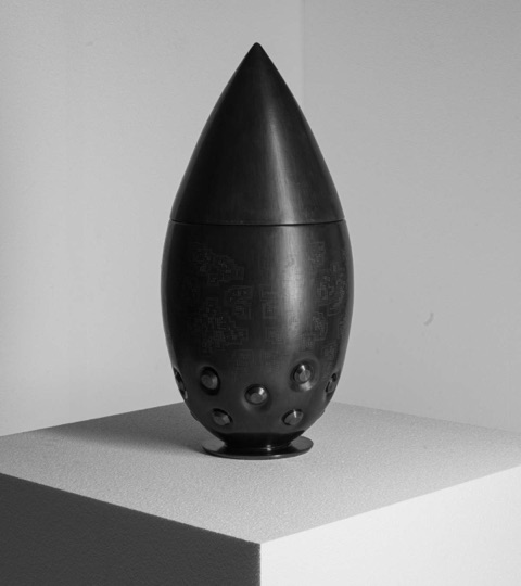 Urn — main view